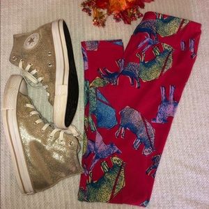 LulaRoe Vintage Red Sheep OS 🦄